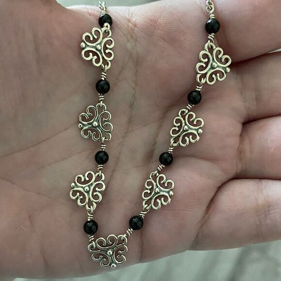 James Avery Retired Onyx Scrolled Necklace - Picture 2 of 4